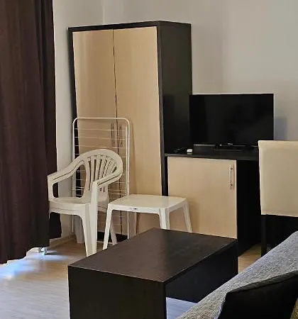 Siana 3 Suits Sveti Vlas
